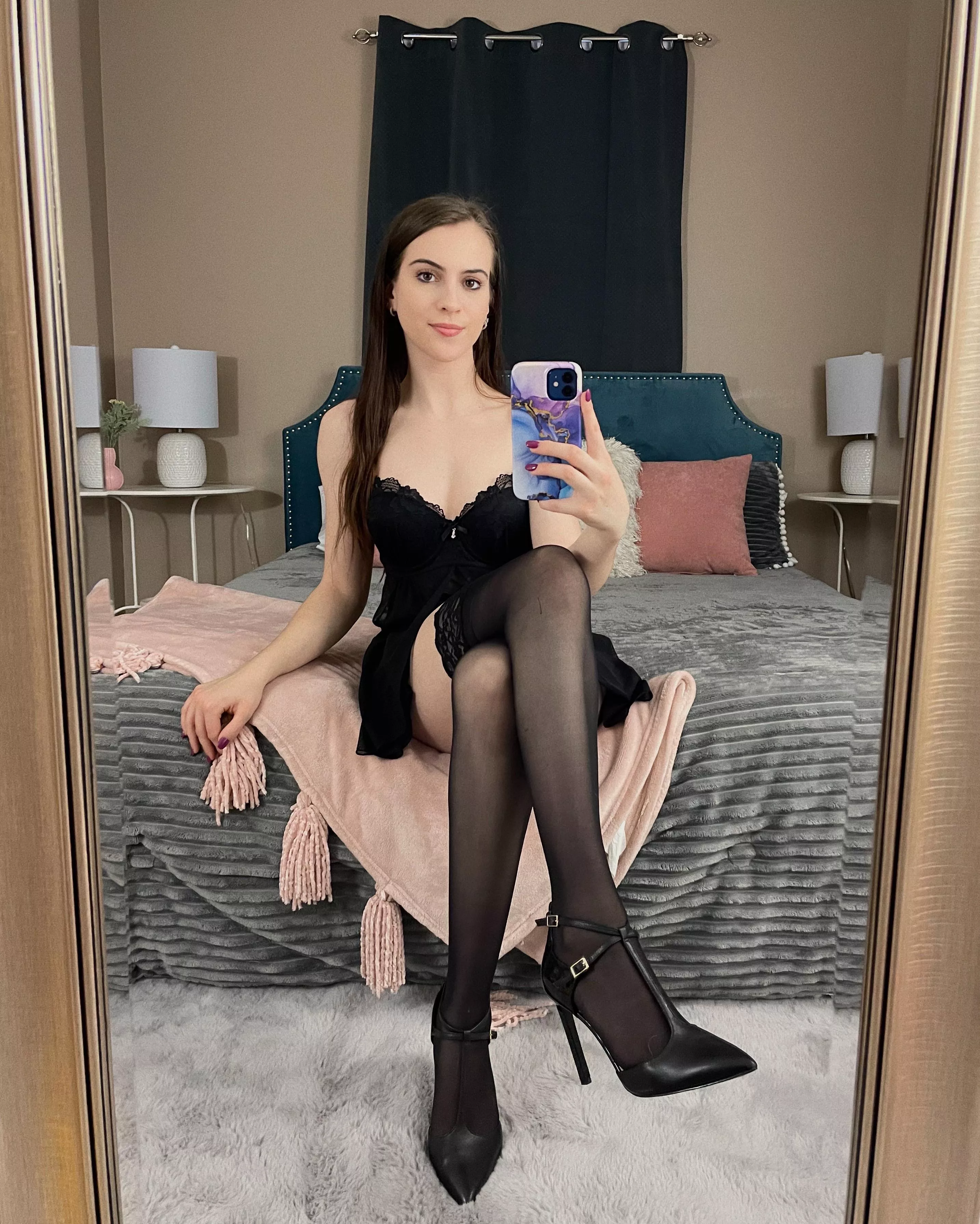 Can I be your breakfast in bed? posted by glamzmel