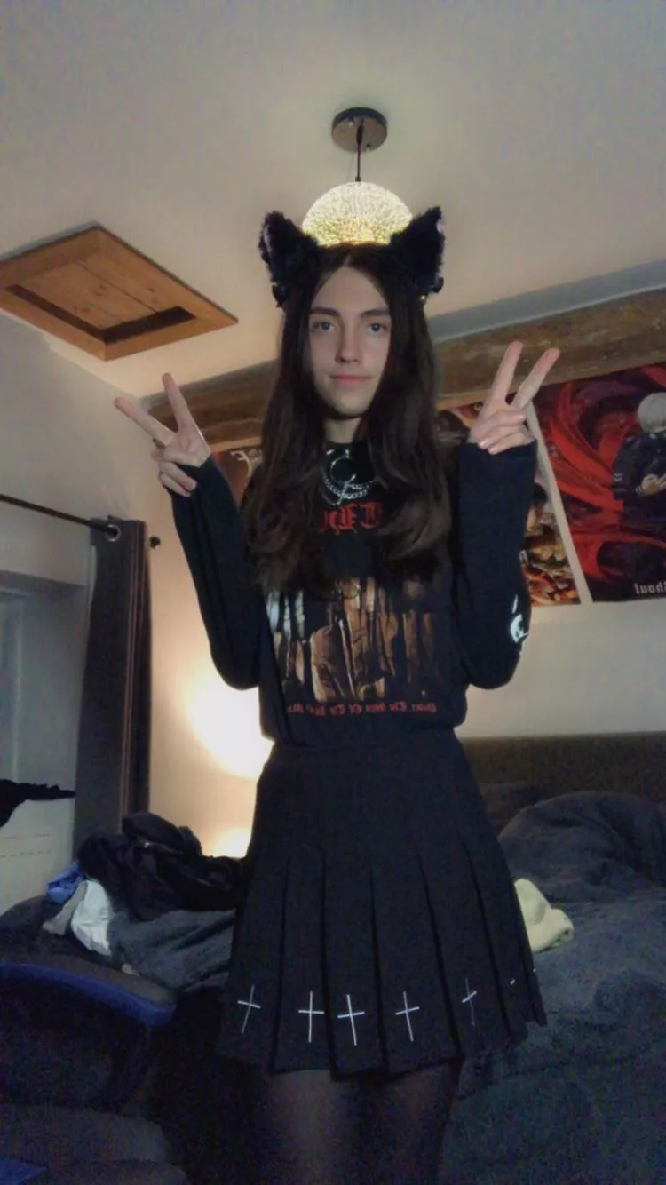 Can I be your cat girl? posted by MisfitsDoyle