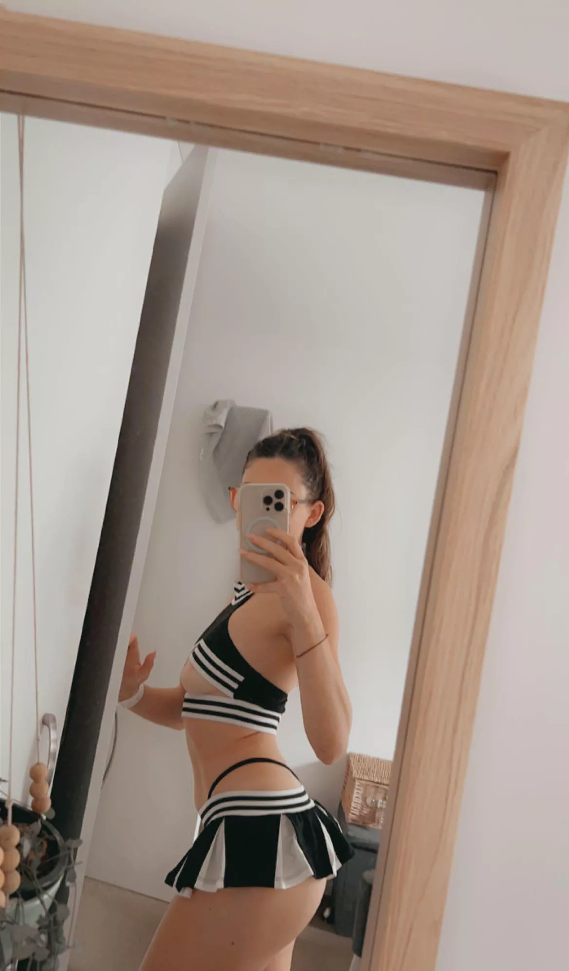 Can I be your cheerleader? posted by bubblebuttbunni