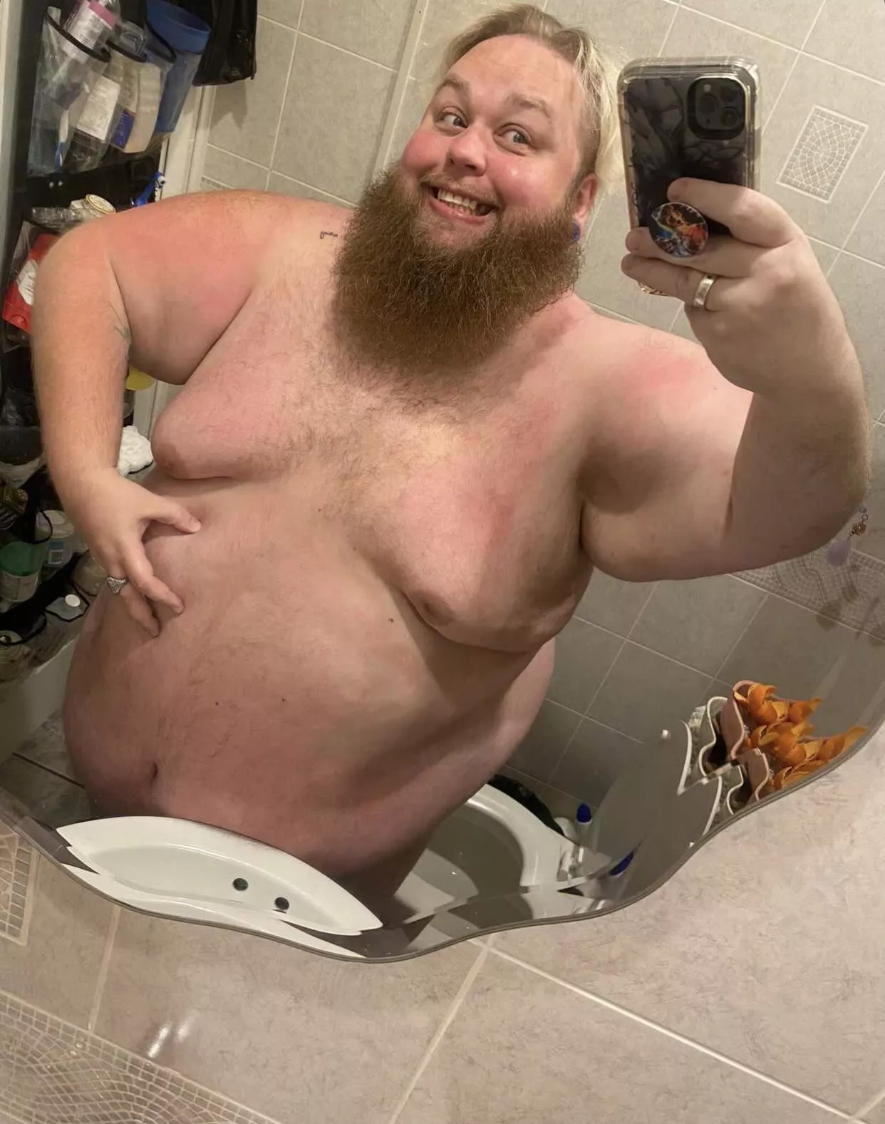 Can I be your handsome 36-6ft-480lb boi? posted by Distinct_Leather4413