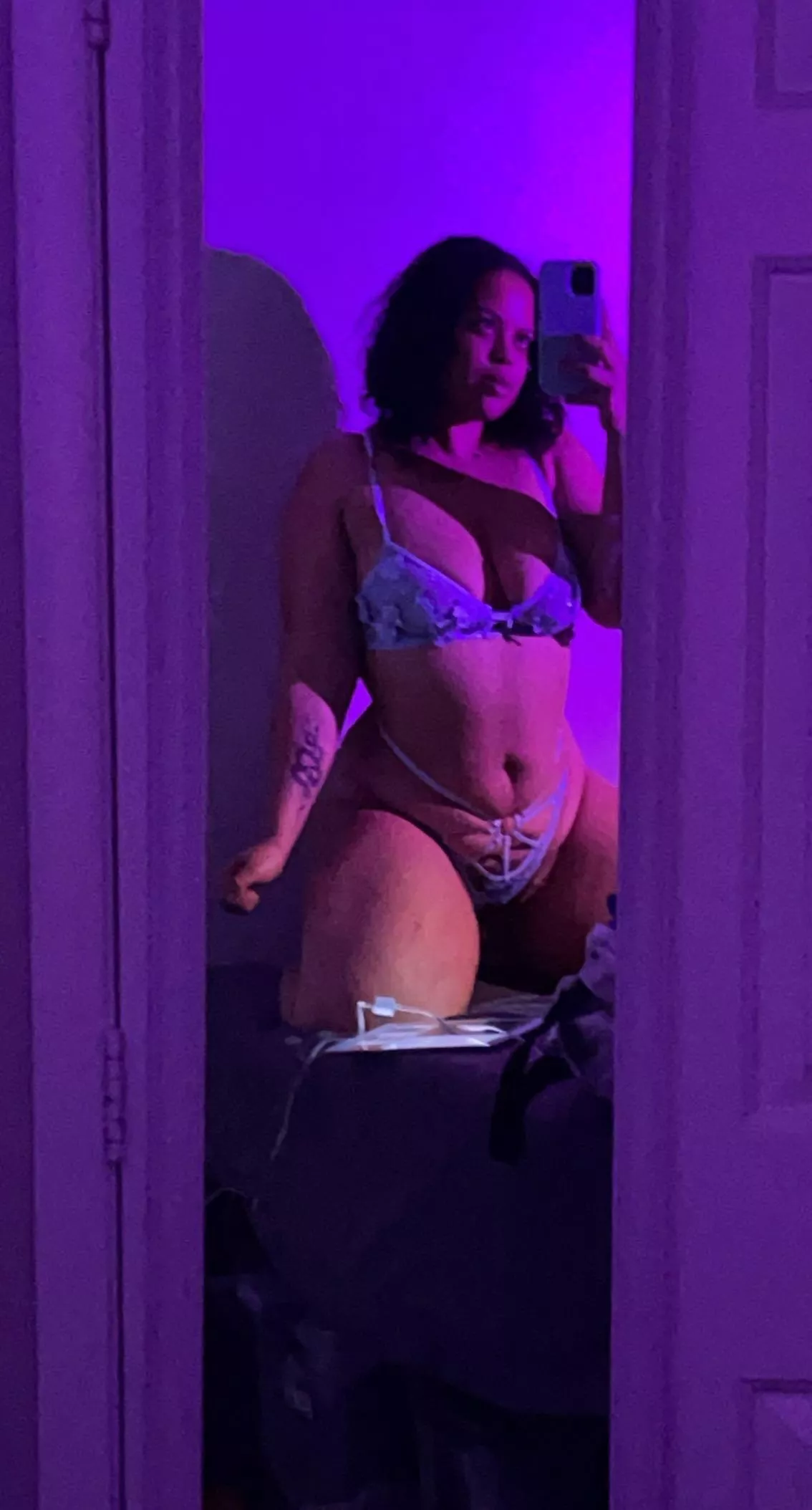 Can I be your late night snack? posted by Alexxxwoods