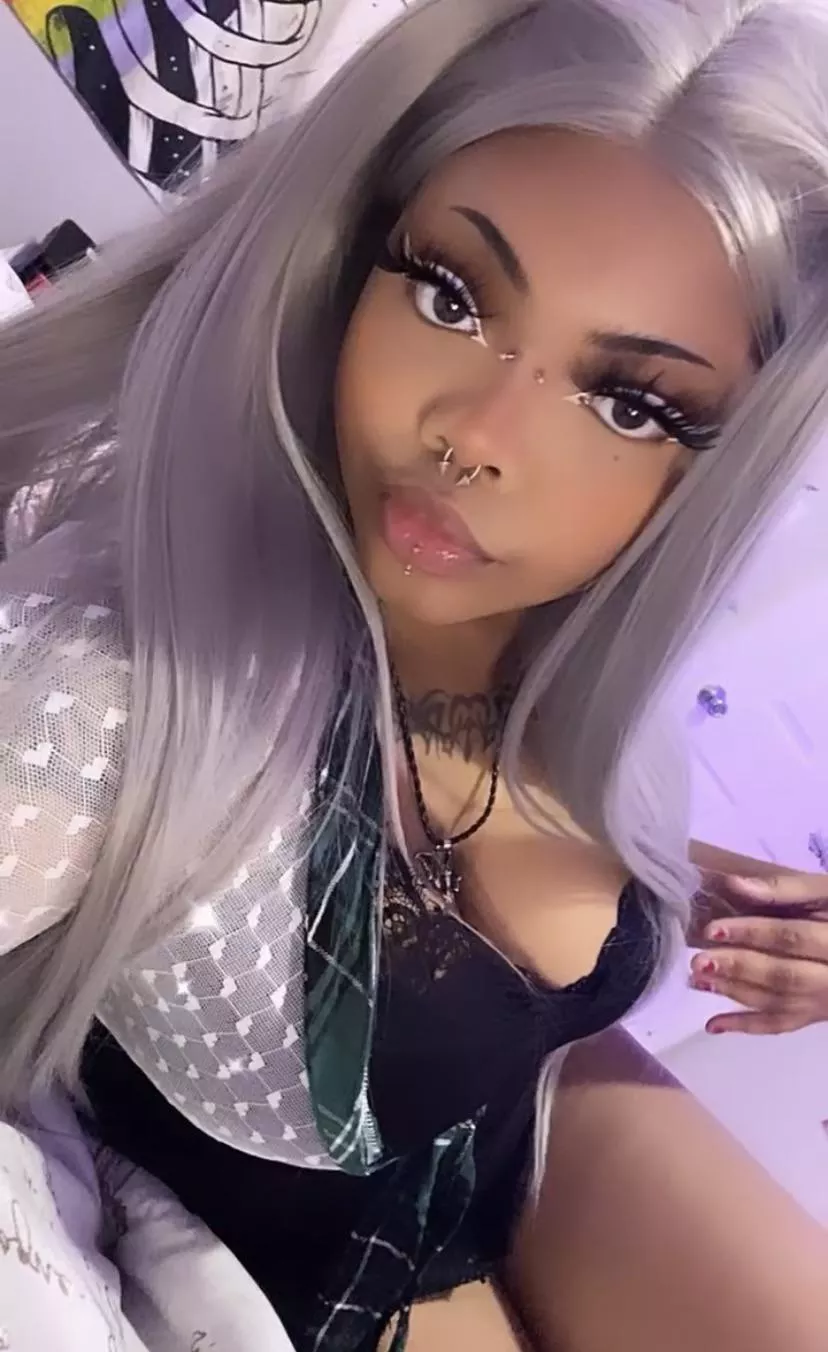 can i be your little slut? posted by helloculty