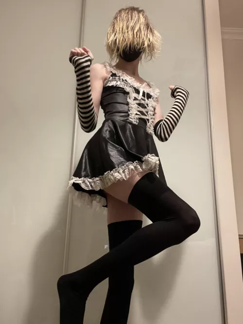 Can I be your maid? by AIushy