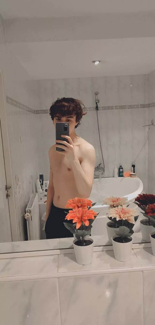 Can I be your Twink? posted by twinkytwink2002