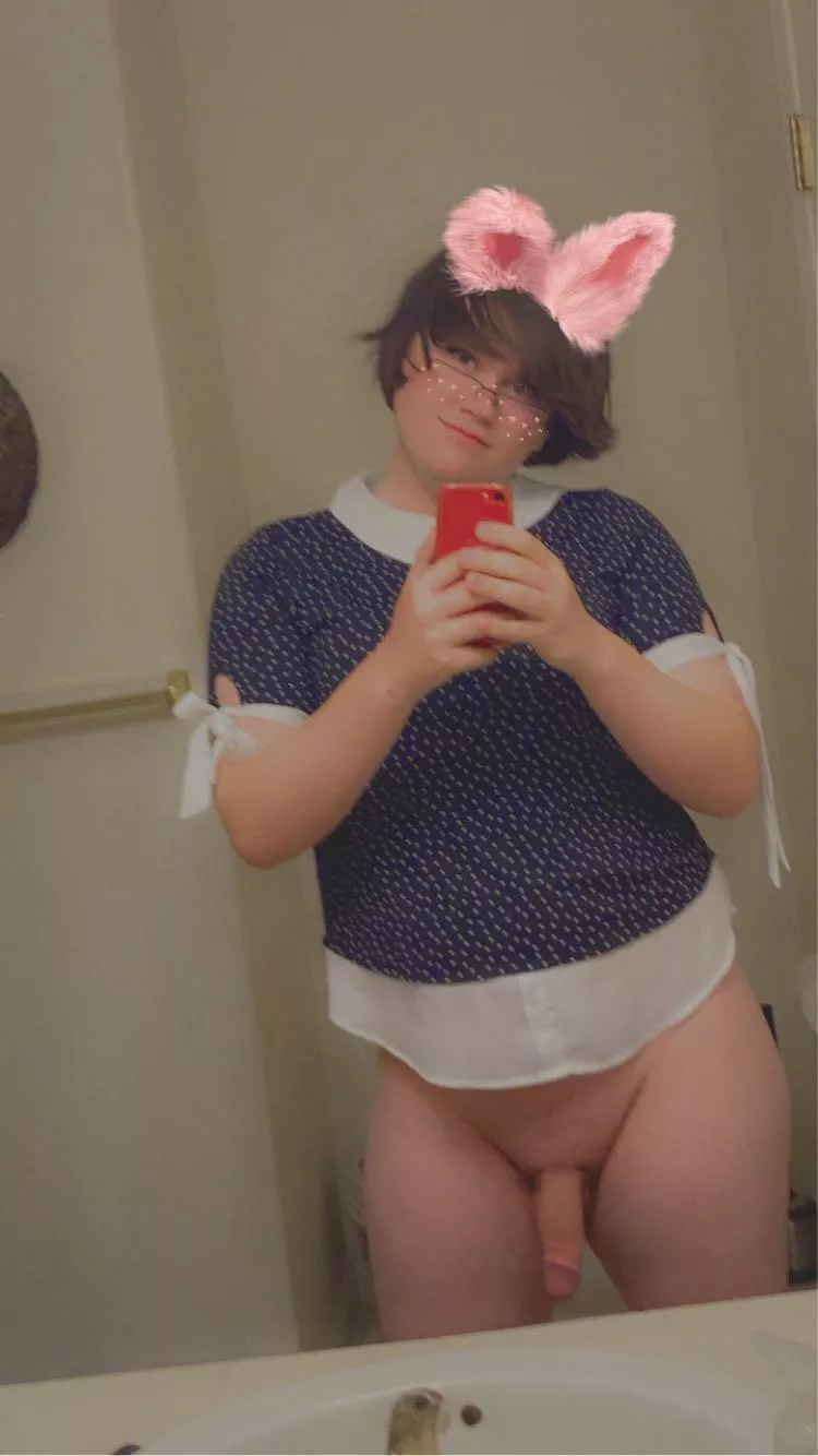 Can I be yours?💕 posted by Sissy_taylor7