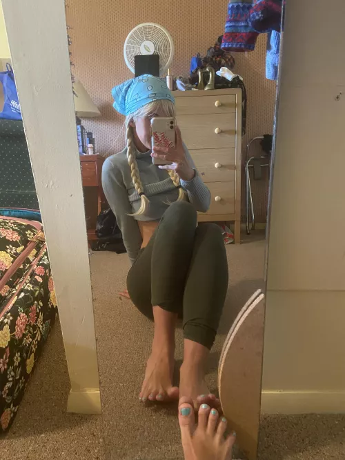 Can I crush you with my cute lil feet ? 🦋 by Lovedogsmorethanppl