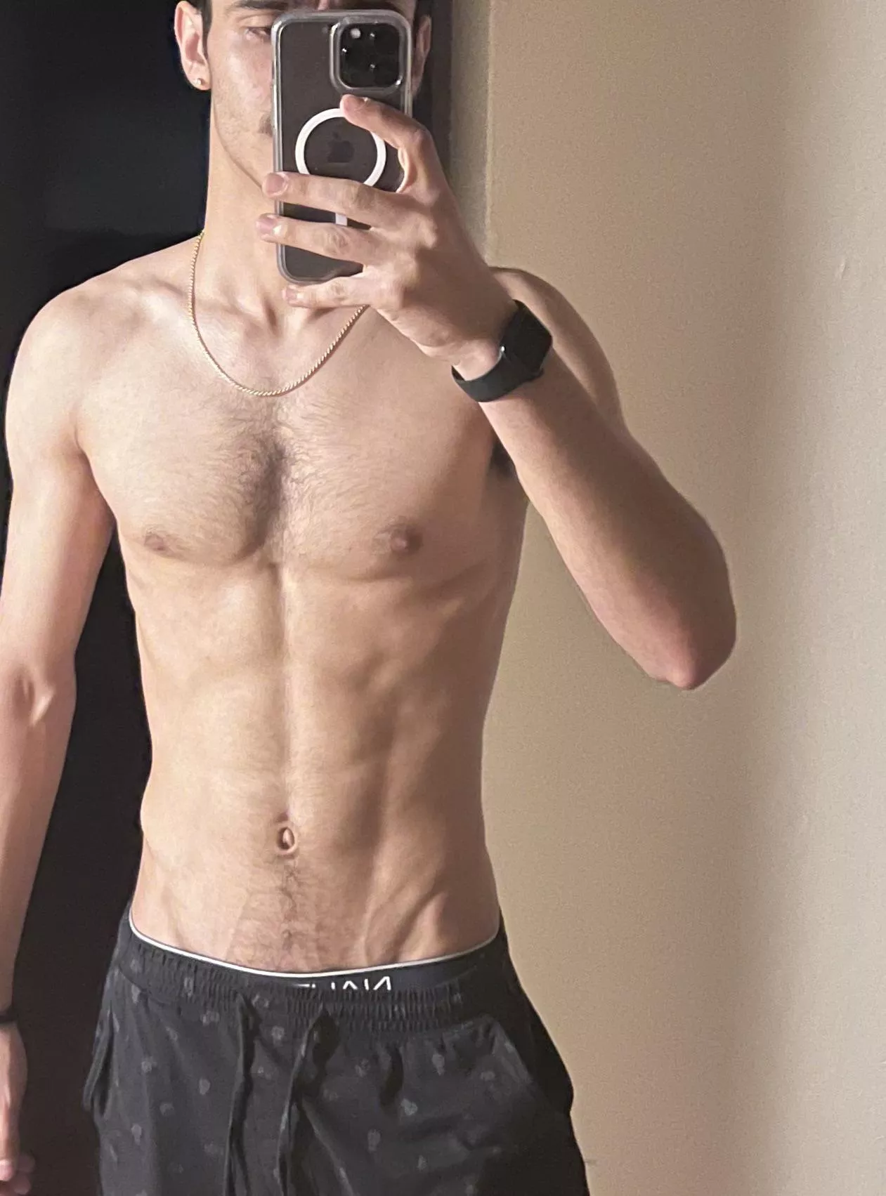 Can i find a older boyfriend here? posted by taham_