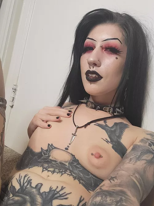 Can I get a kiss? by _jorogumo_