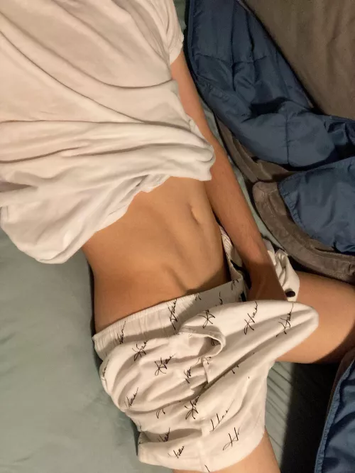 Can I get a volunteer to put their hand in my shorts please? 🥺 by tlupinex