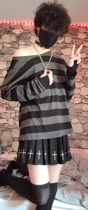 can i get some cuddlesssss pleasee posted by mewhenuhhh