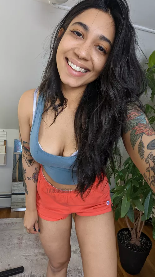 Can I have a hug? by TarooRooot