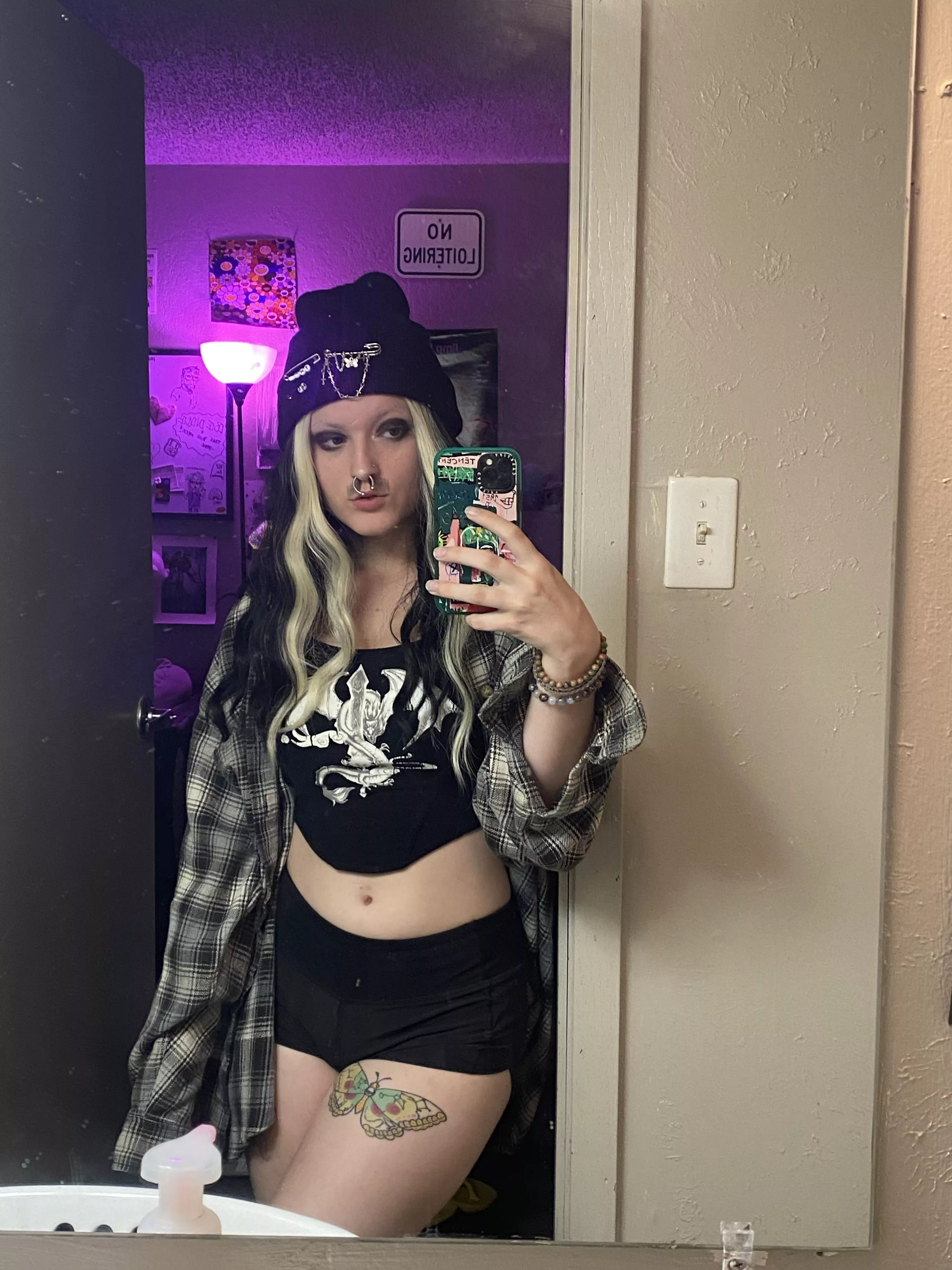 can i have a kiss? posted by br41nd34db4by