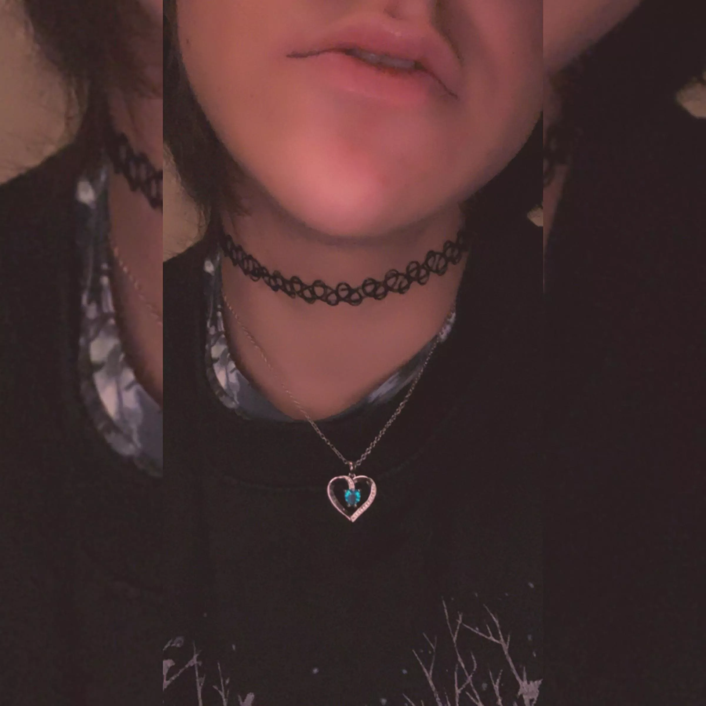 Can I have a kiss? 👉🏻👈🏻🥺 posted by evaleatz