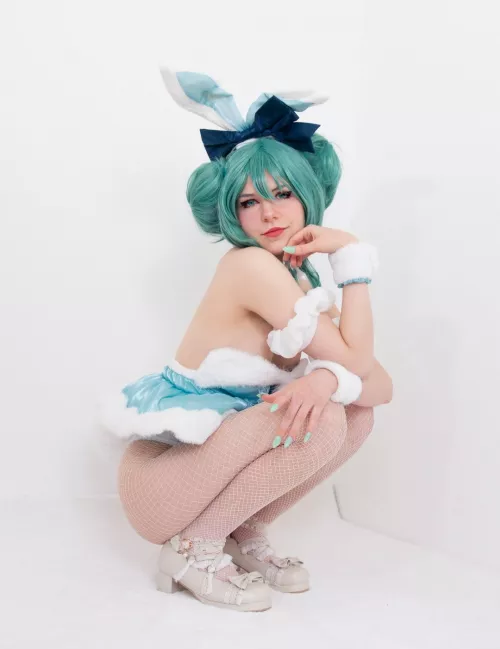 Can I hop on your lap while you play videogames? by x_nori_