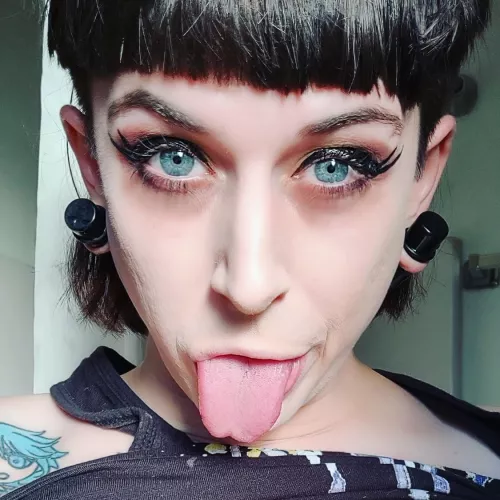 can I lick you? by Lil-Miss_Maverick