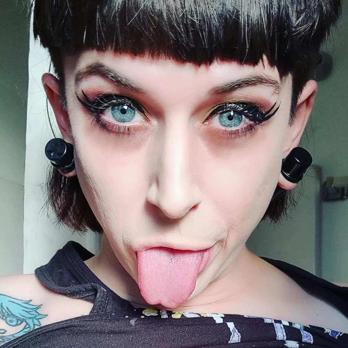 can I lick you? posted by Lil-Miss_Maverick