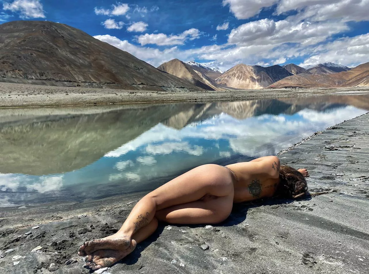 Can I masturbate here? 🥺👉🏻👈🏻 posted by Touched_By_Nature