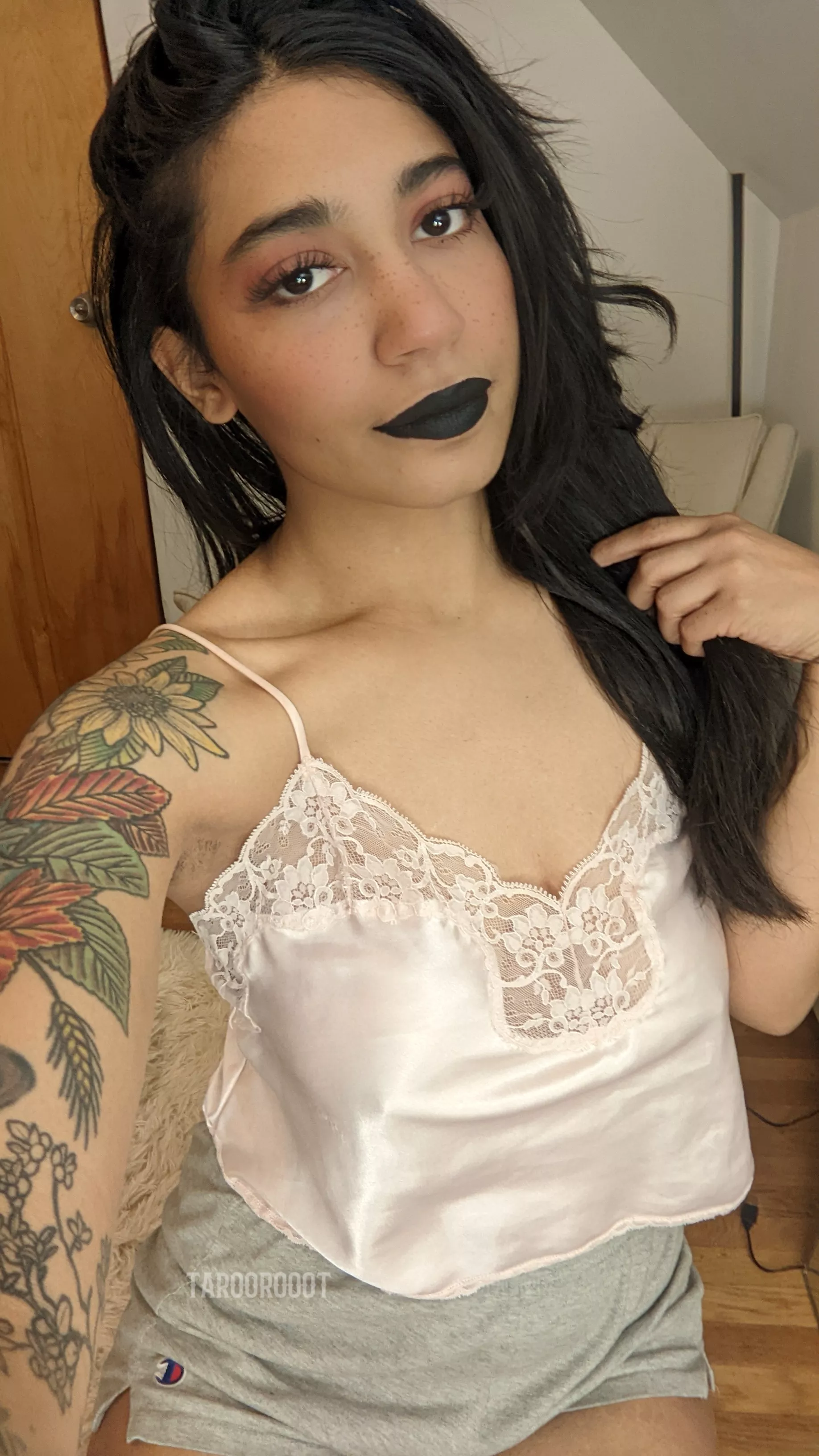 Can I put black kisses on your boner? posted by TarooRooot
