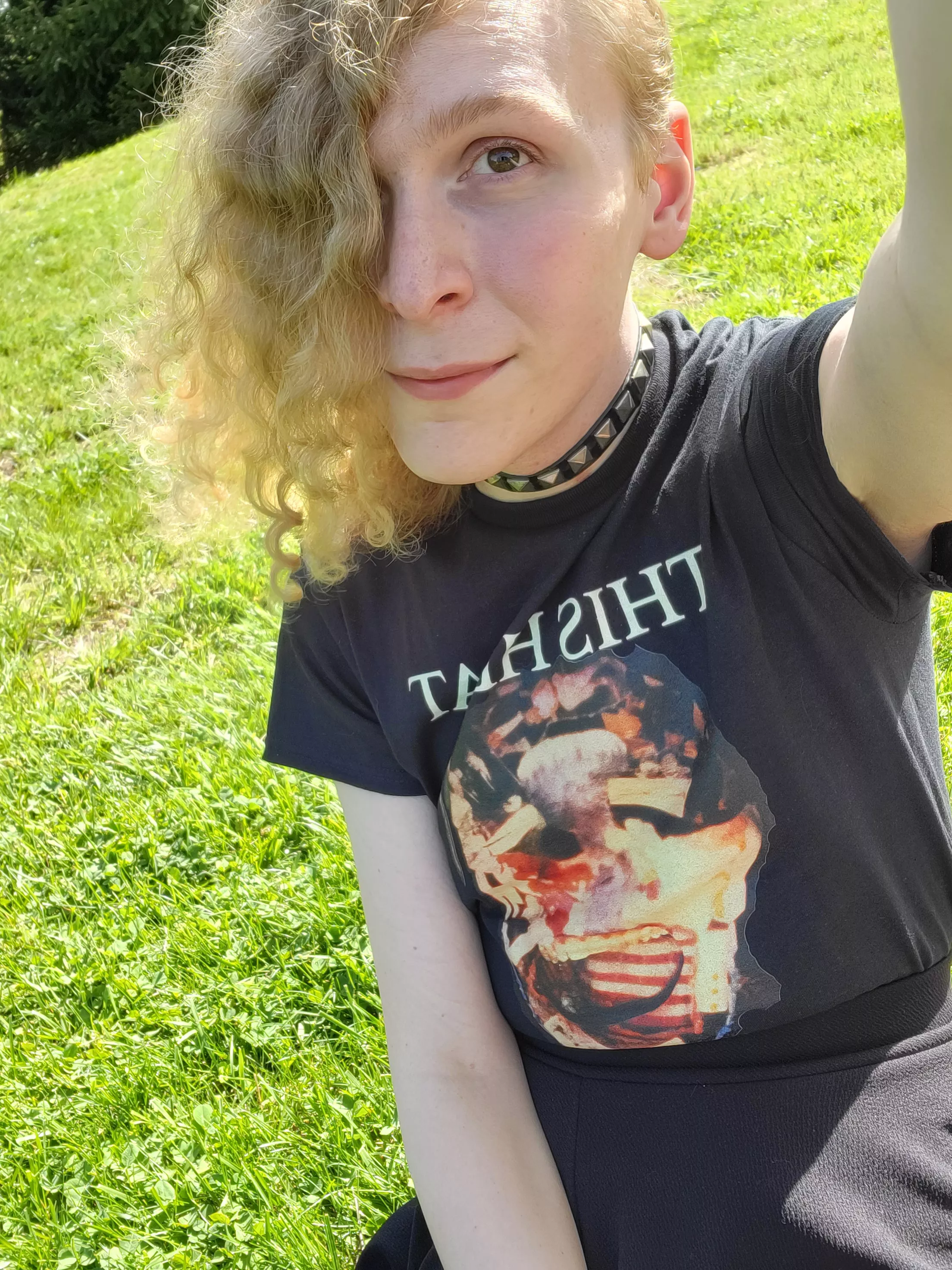 can I pwease be your soft punk rock boyfriend? 🥺 posted by burning-farm