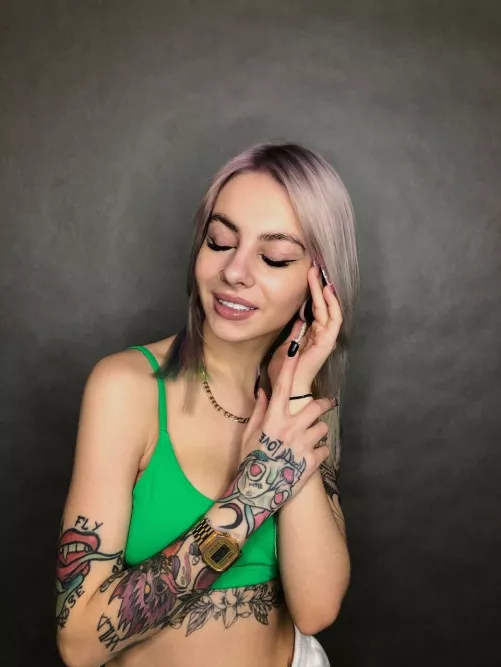 Can I show you moreeee? I’m bein so bad by StandingOutcome