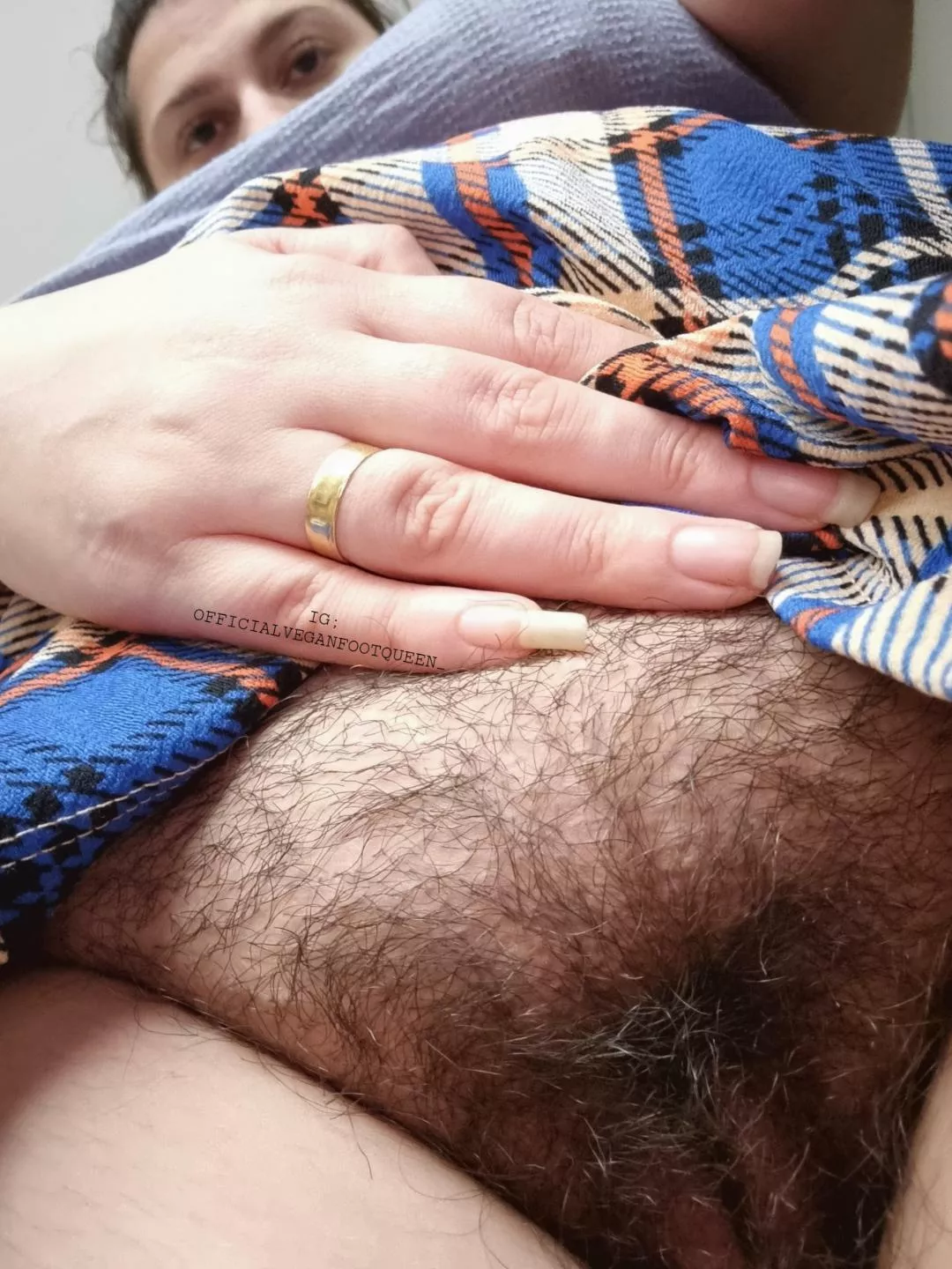 can I sit on your face? posted by Veganfootqueen