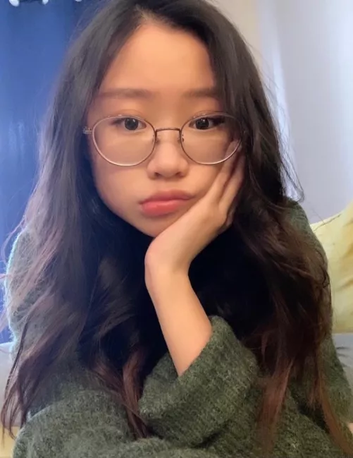 can I start your day right with a little pouty face pic? 🥺🍭 by urshortie