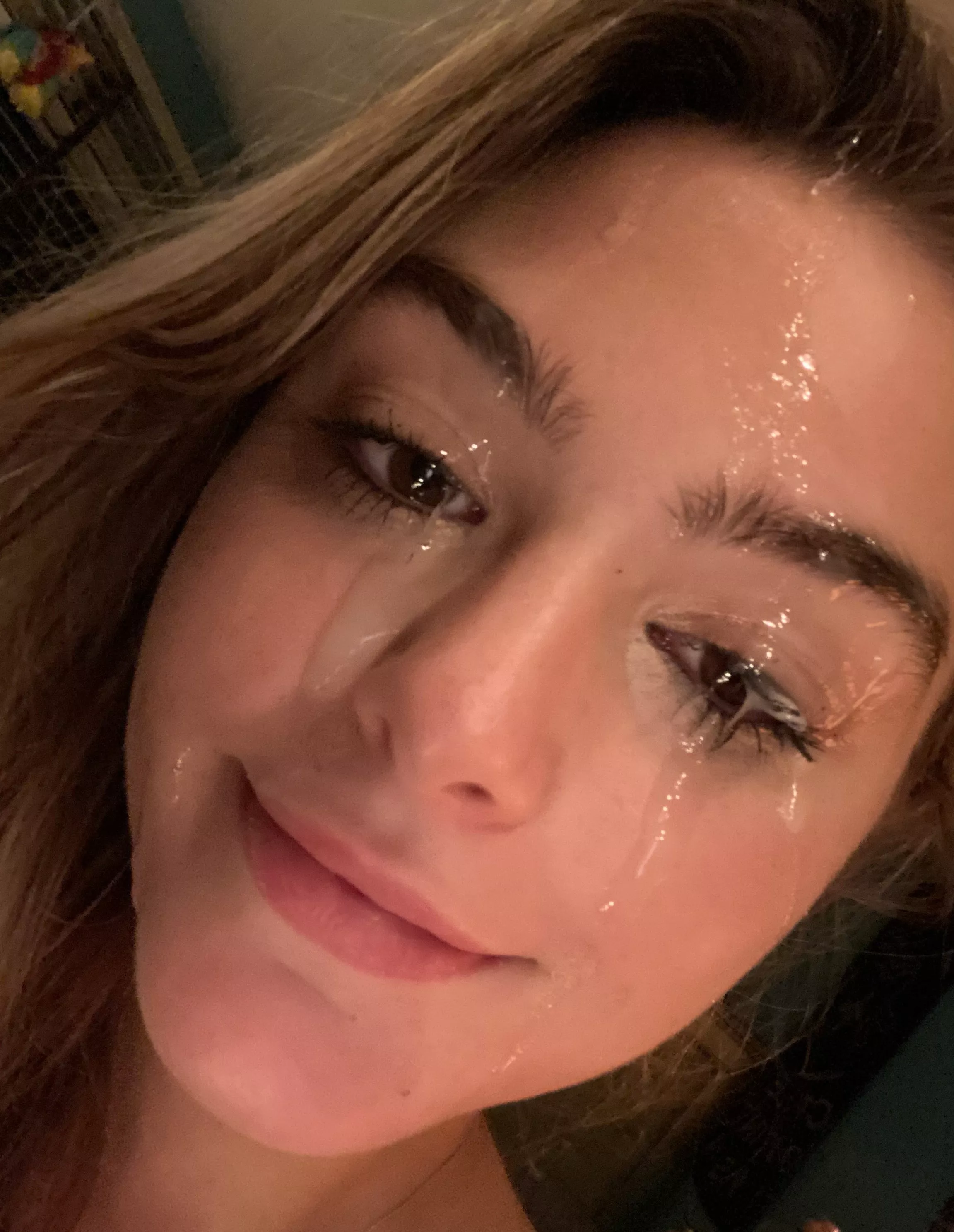 Can somebody else throw bigger load on my face? posted by icerinkshot