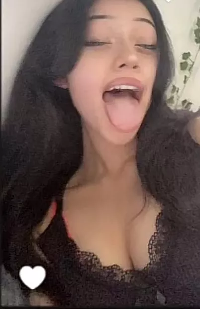 Can someone cum in my crush Dm me posted by Jiosefa39776