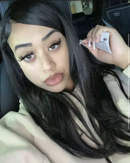 Can someone cum on my friends face ? She loves to be splattered by Mozzie_main246