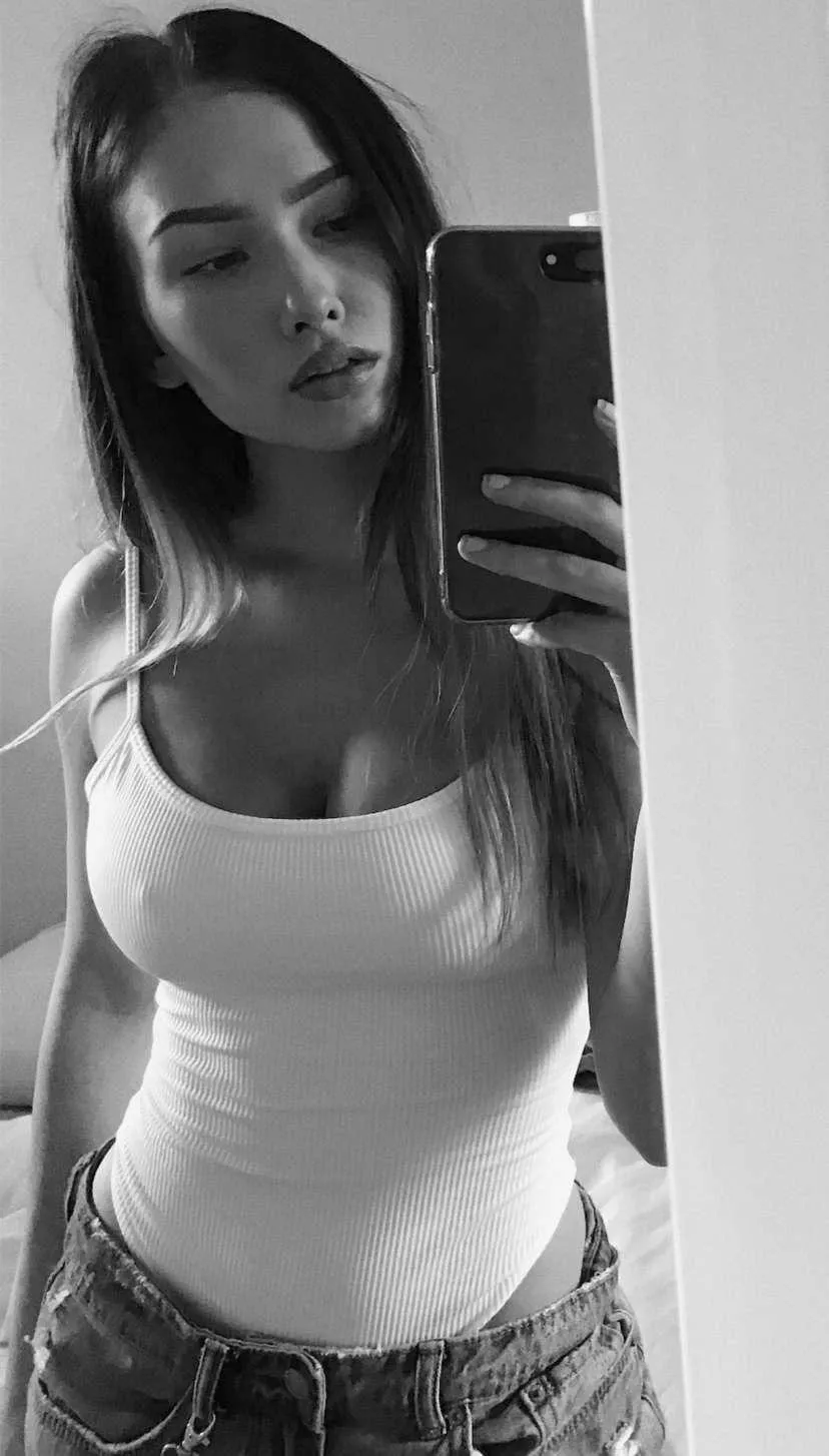 Can someone do cuck humiliating captions of girls i know?🥺 (dm or kik: munm0i <--zero) posted by Munm0i