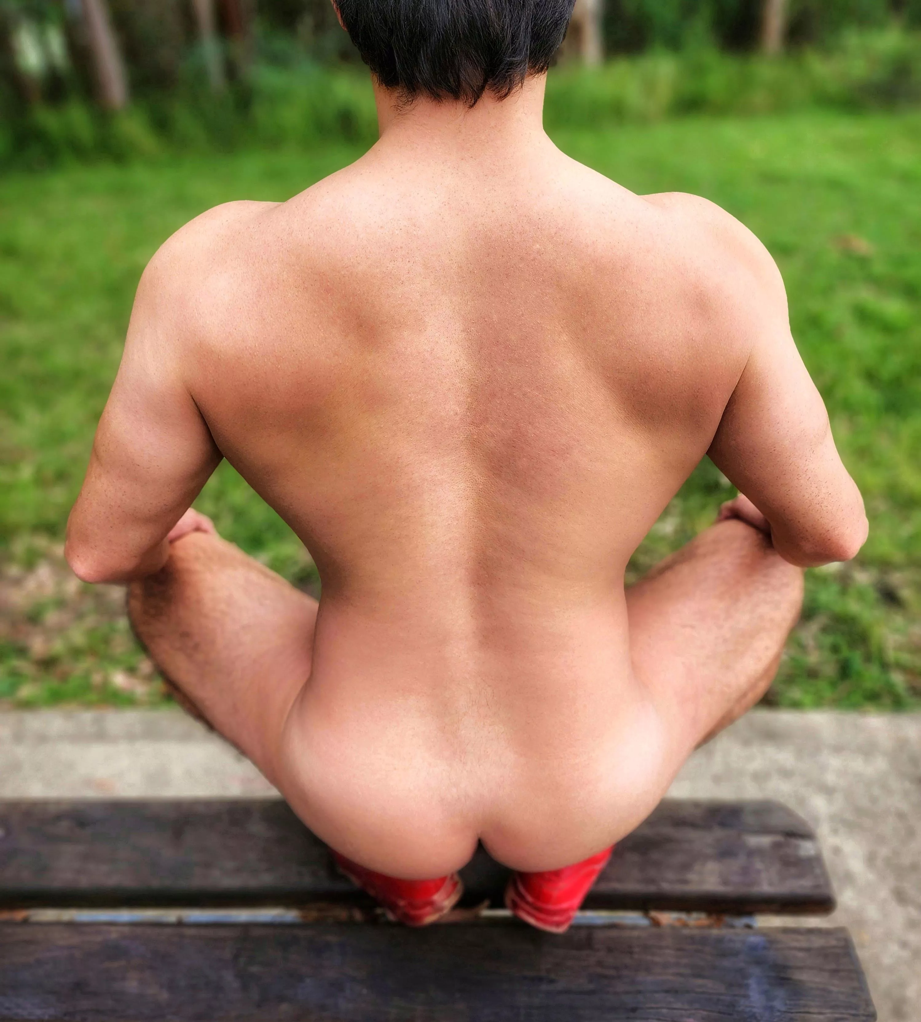 Can someone help me find somewhere to sit? 😉 posted by mikeymuscleboy14