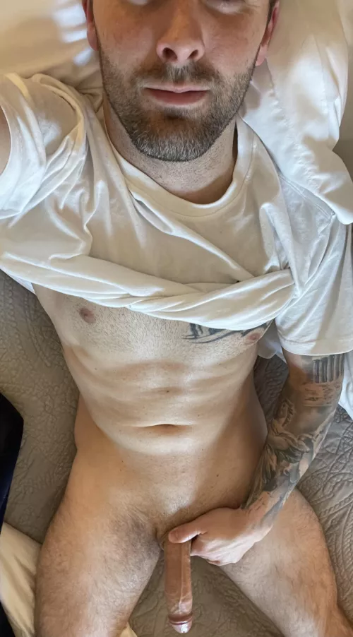 Can someone lend me a hand?😏 by TX_HungBWC