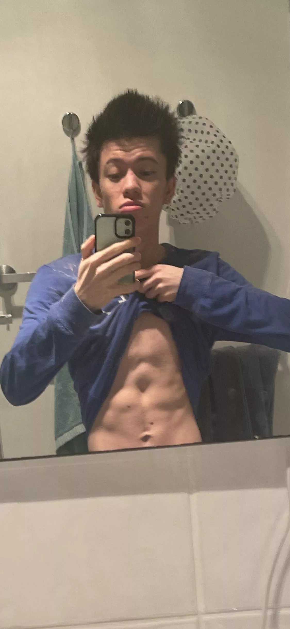 Can someone lend me their minecraft account? posted by jake_brian