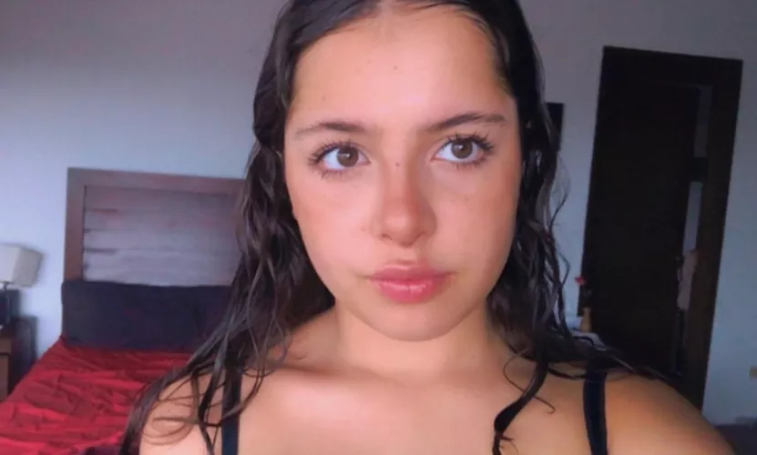 Can someone make a cumtribute for she by Significant_Dust1405