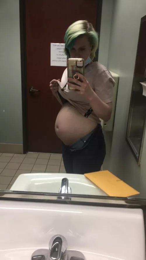 Can someone send me $20? I have plenty of prego content I’m just busted down doing so bad stressed outta my mind by kaseykay12345