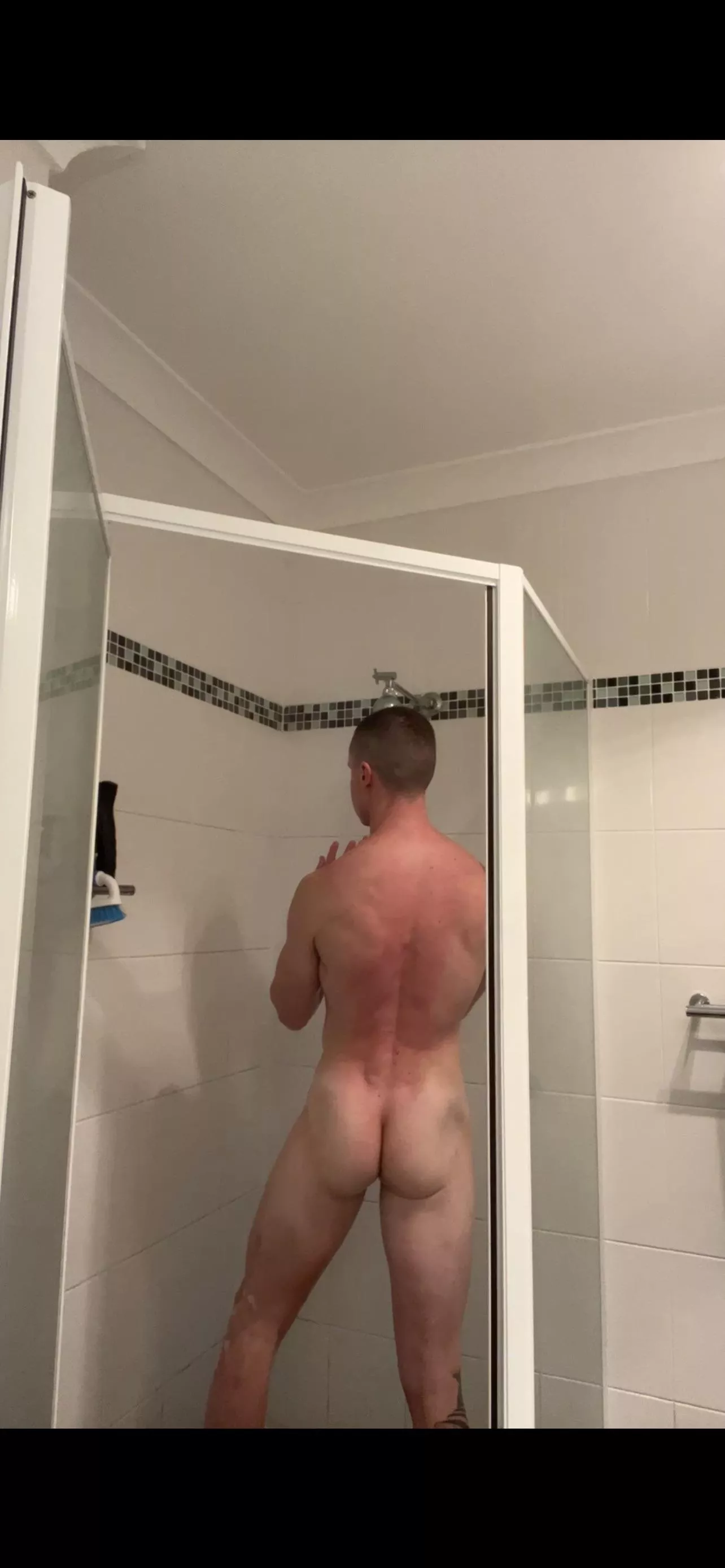 Can tell how hot the shower is by the red stripe down my back 😂 posted by ahumanexperiencee