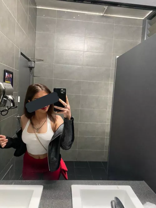 Can u see my cheeky nipple piercing by BabyBecMurphy