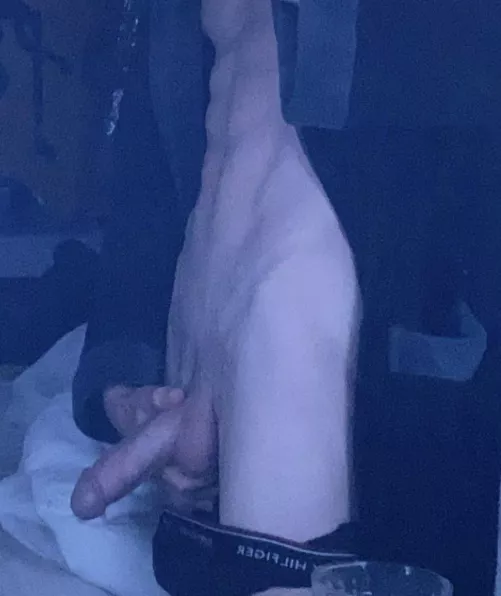 Can we be bros? [20] by Rubmeupboy