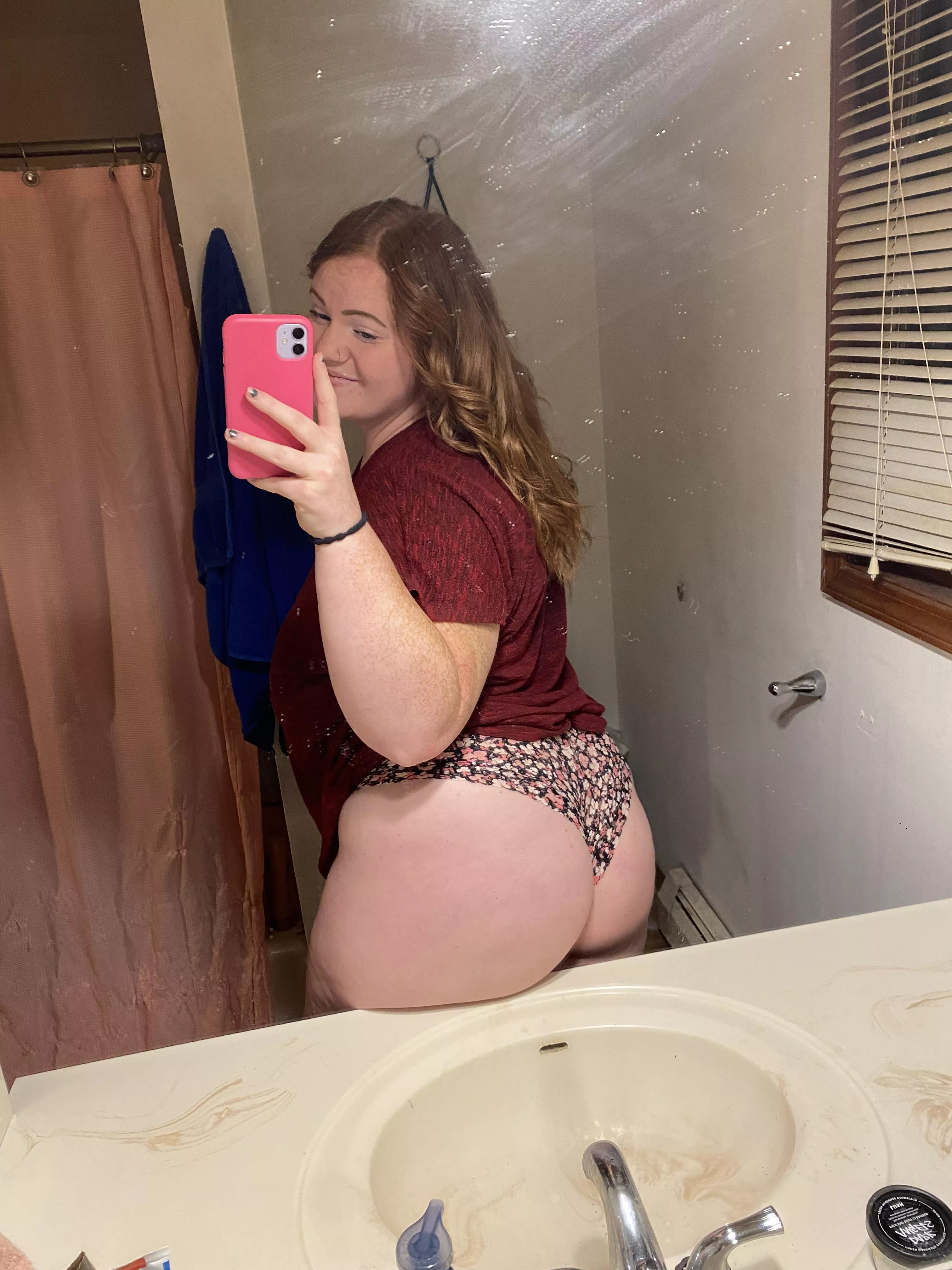 Can we discuss how nice my ass is? posted by BigTittyGingerAsh