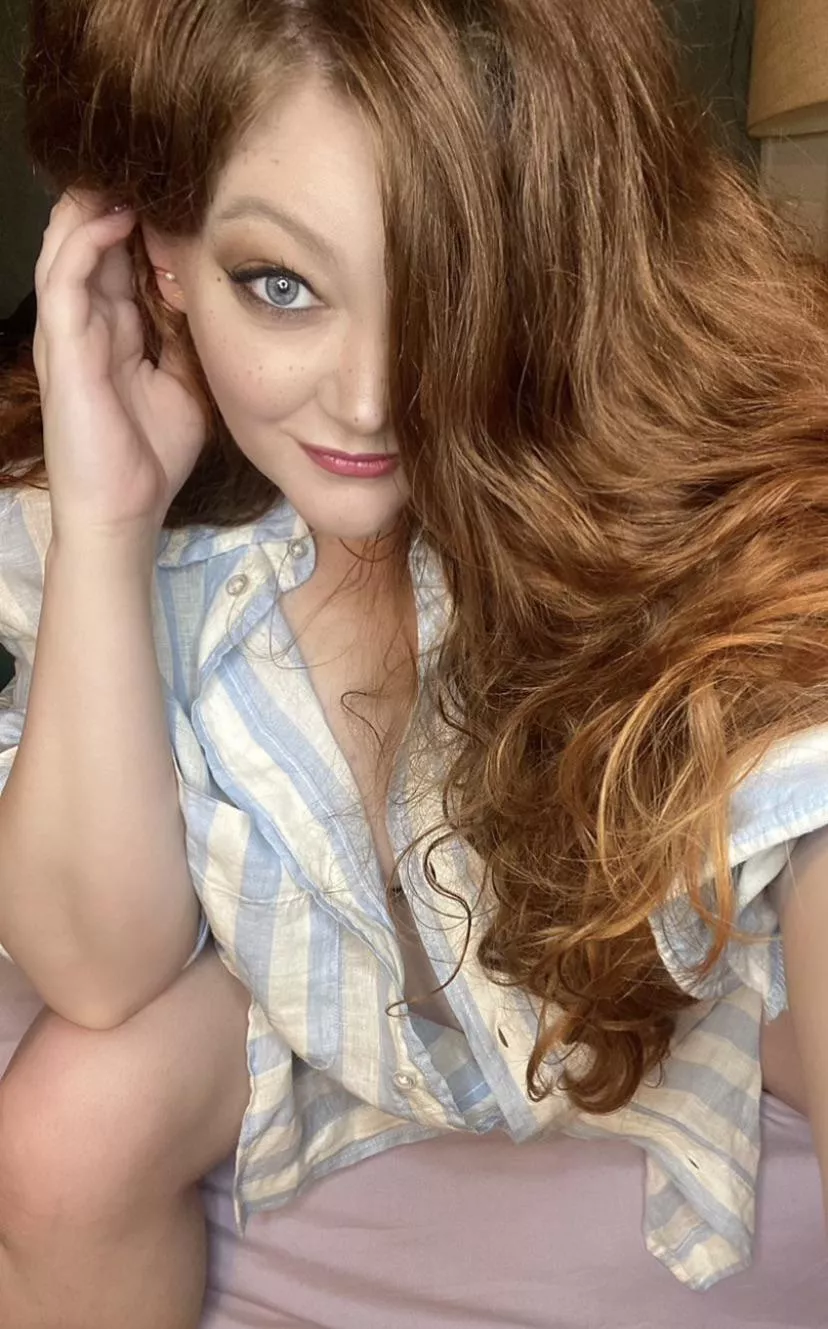 Can we get in bed and snuggle please <3 xoxo posted by Toyrobot2285