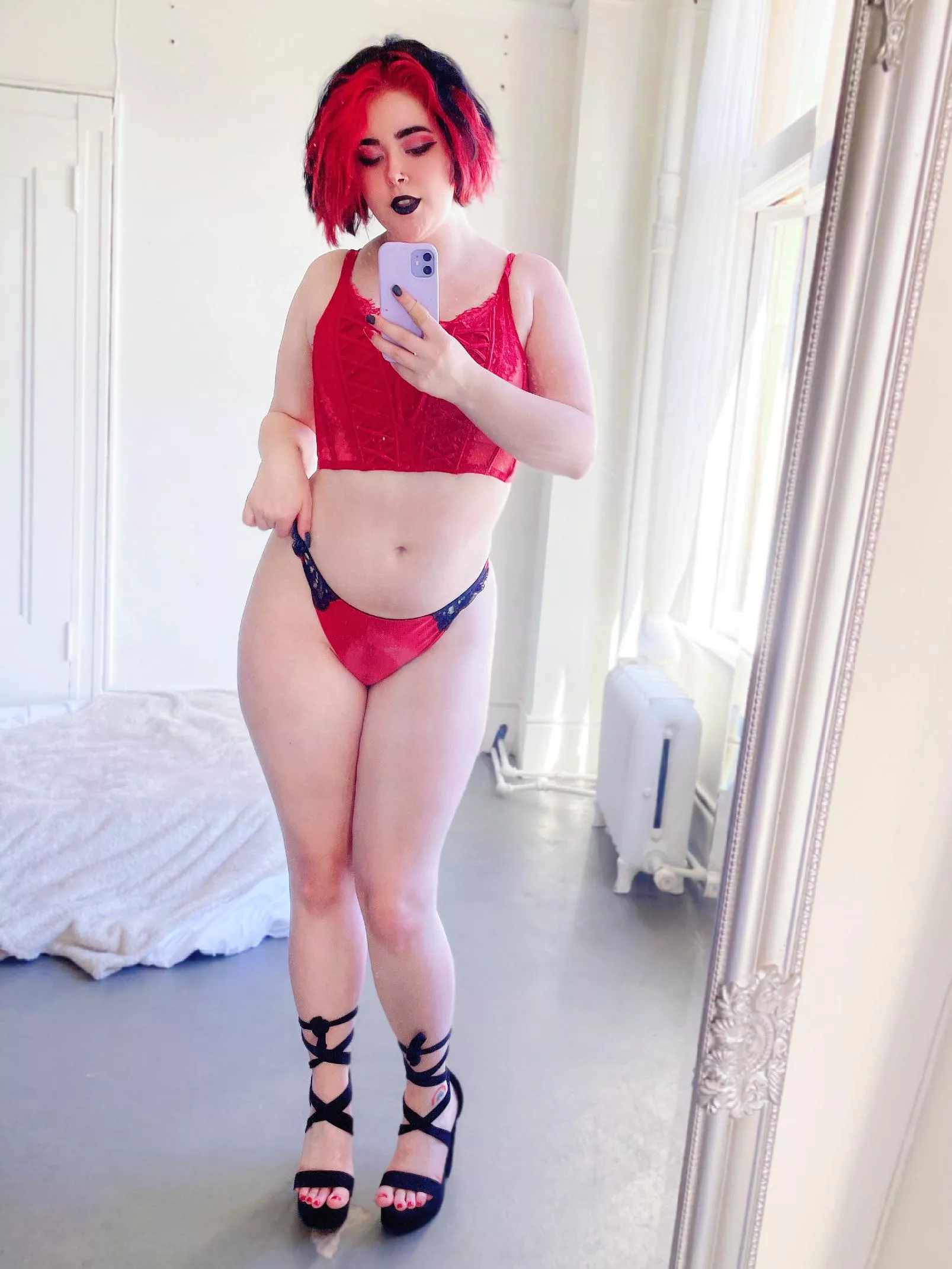 Can we skip to the third date? posted by VanessaStrawbrry