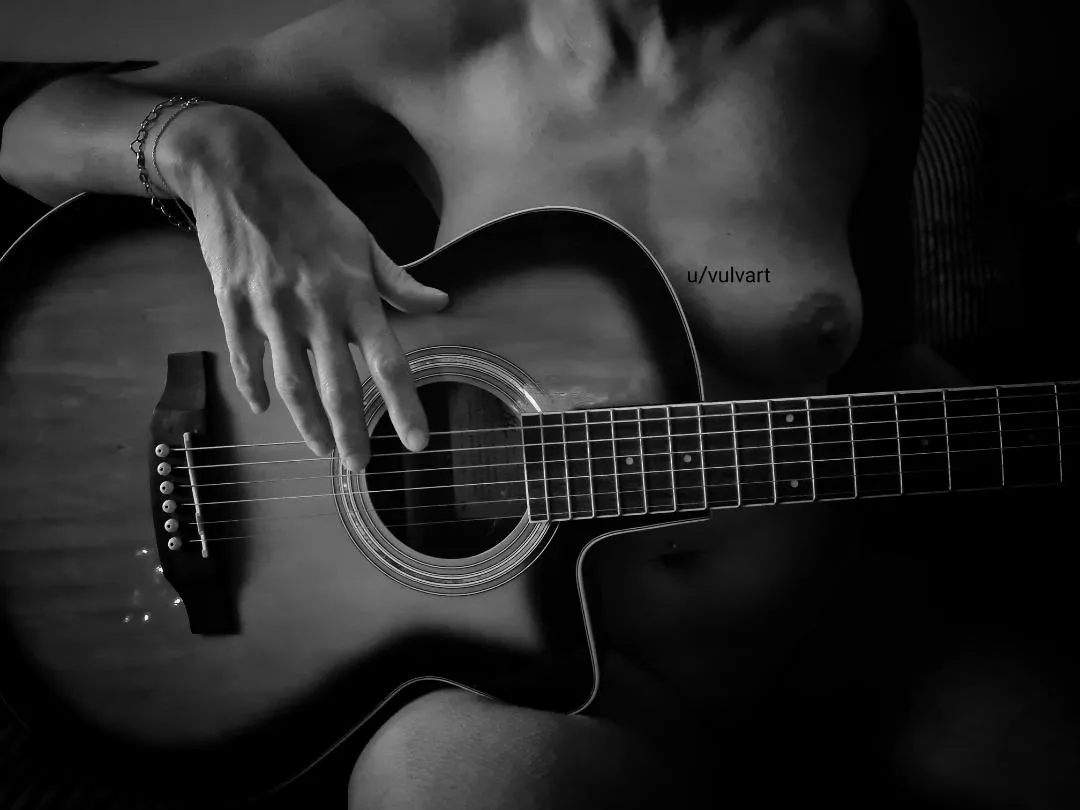 Can we strum together? posted by vulvart