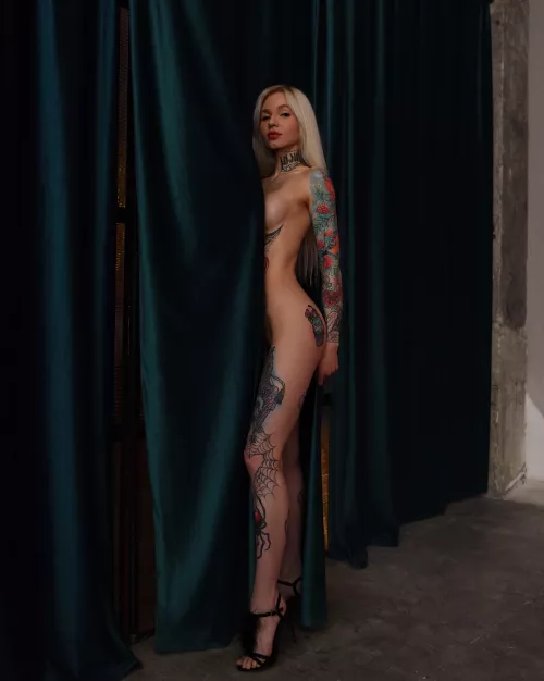 Can you guess my size? by DifficultFinch