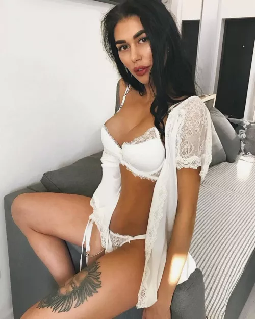 Can you guess my size? by materialmajority