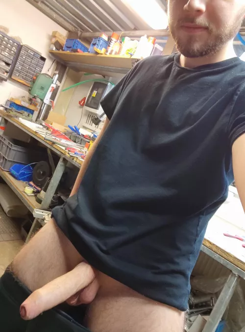 Can you help me with this tool in my workshop. by ChallengeMe7