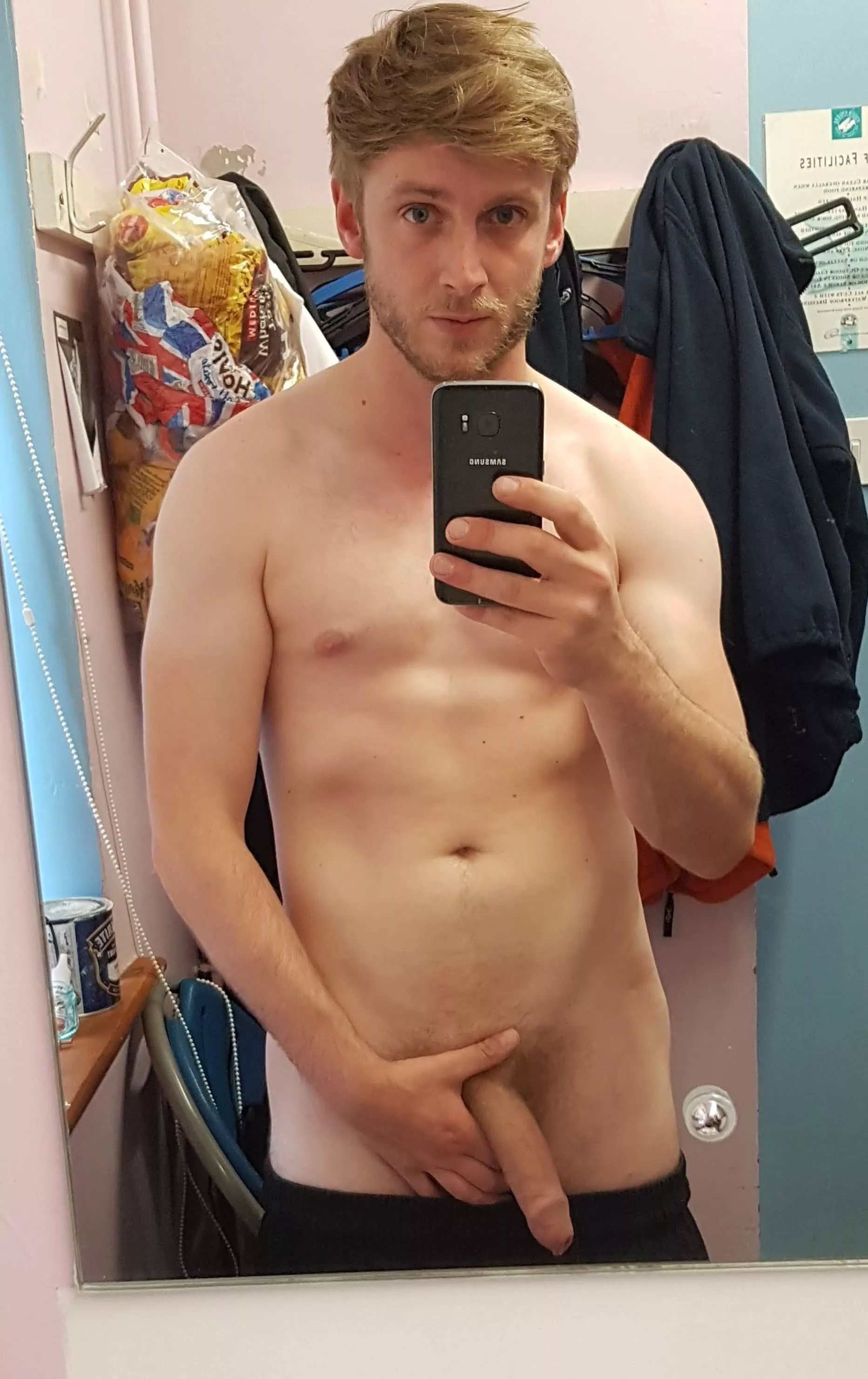 Can you hold this for me?[36] posted by AnalRaptor