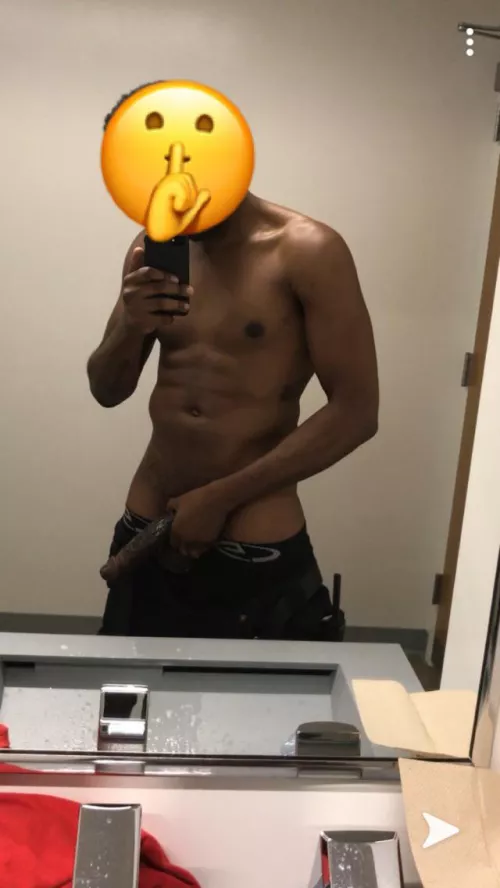 Can you keep a secret? by Anything4Sir