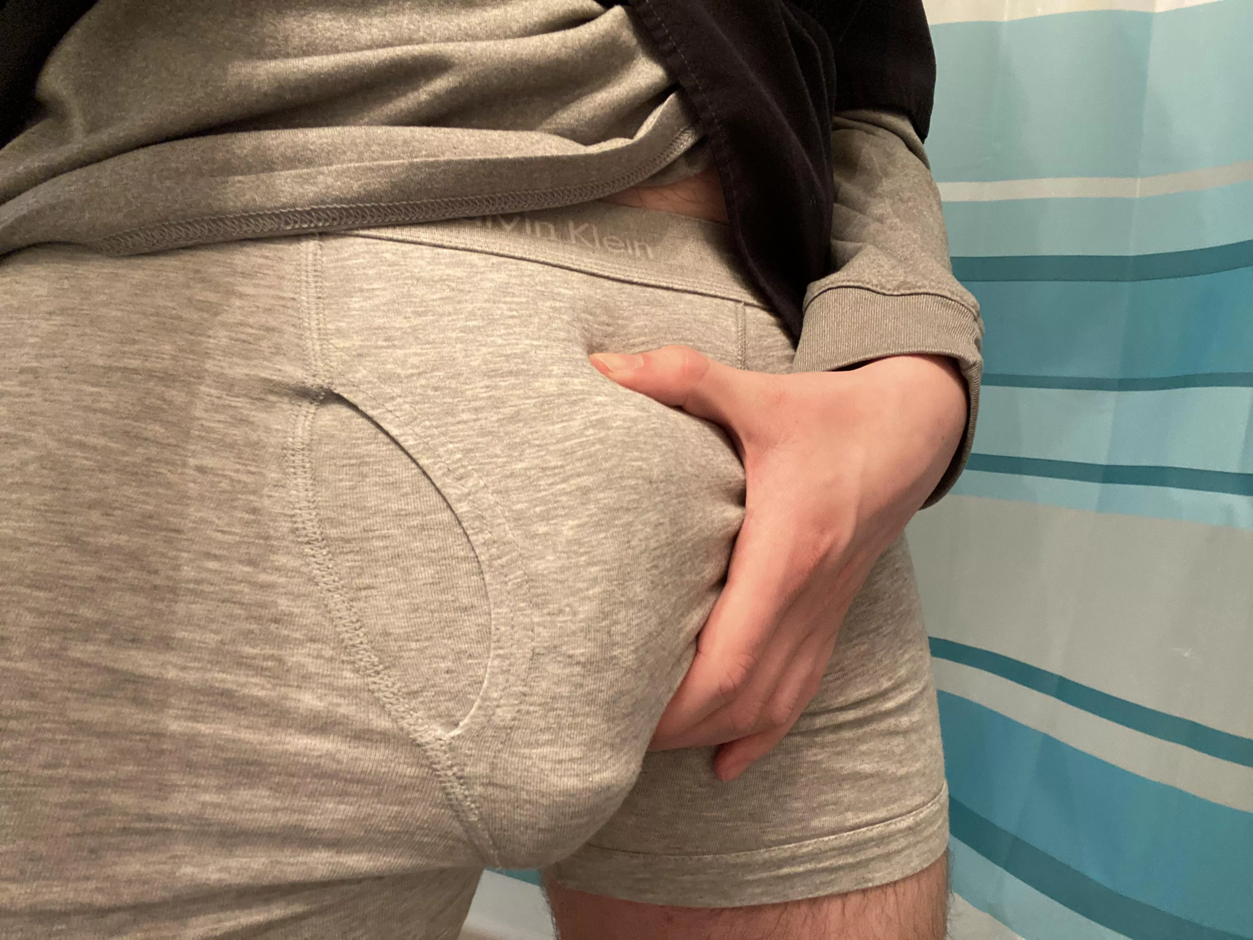 Can you see my head? posted by longcockcracka