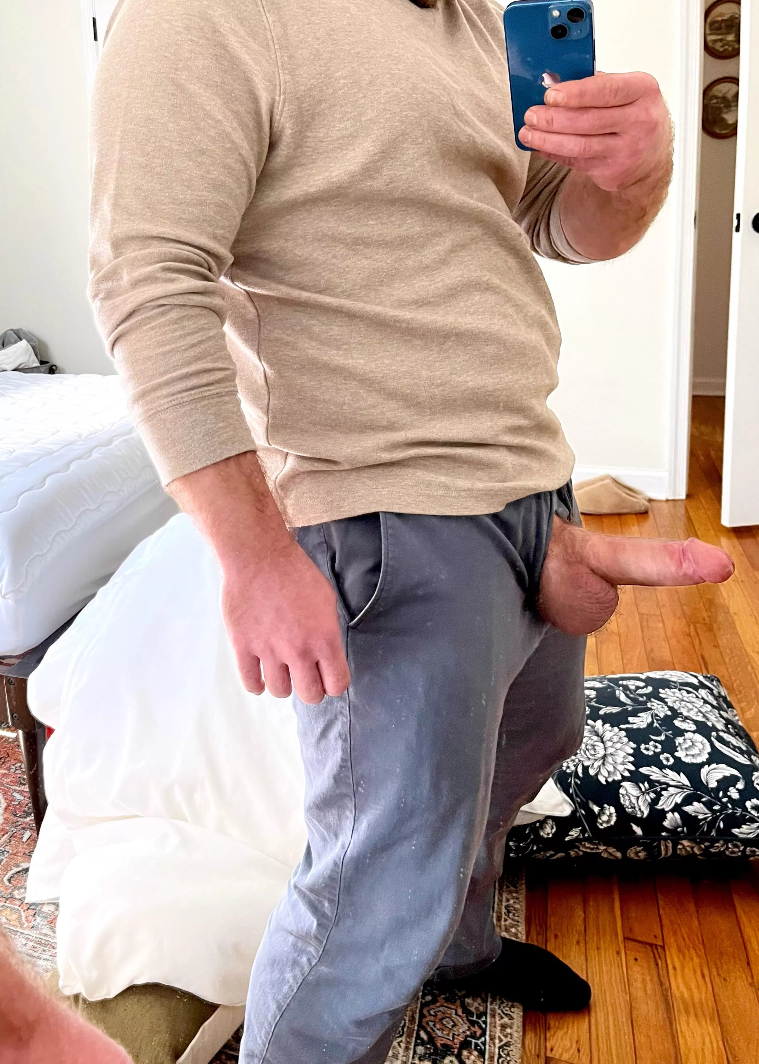 Can you smell all the cum in my balls? posted by BigSweatyNut5