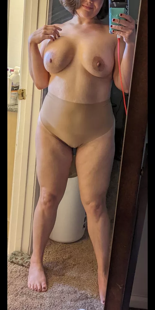 Can you tell I work out? by miss_inappropriate9